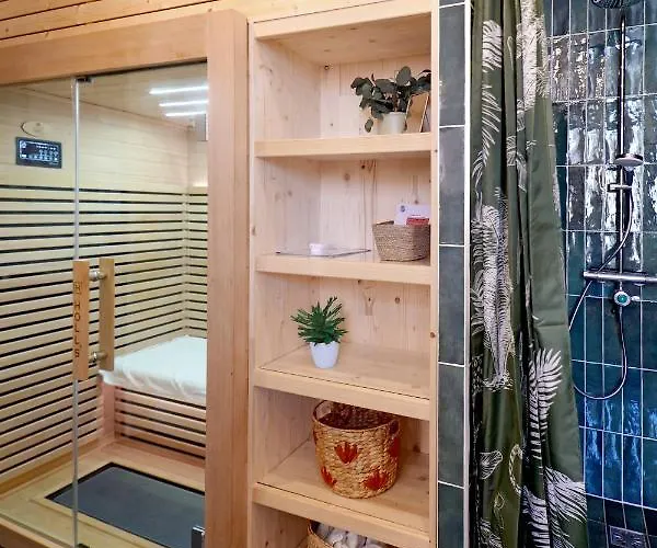 公寓 Adele, Sauna Et Balcon Vue - Appt 03 梅尔·莱斯·拜恩斯